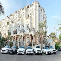 CHO THUÊ BIỆT THỰ SÁT BÊN GIGAMALL. 1 HẦM 1 TRỆT 3 LẦU, BẢO VỆ 24/7