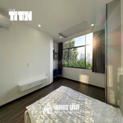 cho thuê căn hộ mới 100% tách bếp ngay ngã tư luỹ bán bích