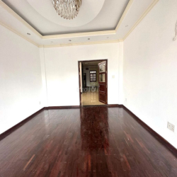 CHO THUÊ NHÀ HẦM_THANG MÁY_MÁY LẠNH_5 TẦNG 7PN_ĐƯỜNG LÊ ĐỨC THỌ 5,2X22
