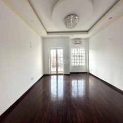 CHO THUÊ NHÀ HẦM_THANG MÁY_MÁY LẠNH_5 TẦNG 7PN_ĐƯỜNG LÊ ĐỨC THỌ 5,2X22