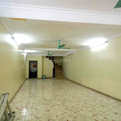 Chính chủ Cho thuê nhà tầng1 50m2 ở tt bộ ytế, núi trúc.Giá 7tr/tháng
