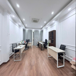 Nhà ngõ 3 phố Phạm Tuấn Tài - DT 55m2 x 6 tầng, nhà mới có Thang Máy