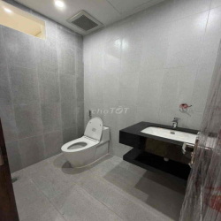 Cho thuê lâu dài nhà nguyên căn FPT shophouse đầy đủ nội thất đẹp, thu