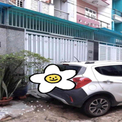NHÀ 3 TẦNG LẦU SÂN THƯỢNG HẺM XE HƠI 4PN 6WC