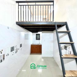 Thang máy - Cửa sổ Thoáng - an ninh ngay Thoại Ngọc Hầu - Tô Hiệu vhu