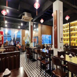 ​CHO THUÊ TÒA NHÀ 168 ĐÀO DUY ANH, PN - 12x17m - 135 TRIỆU