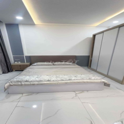 chính chủ cho thuê nhà 100 lê văn duyệt