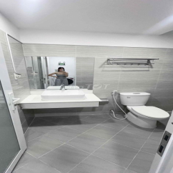 chính chủ cho thuê nhà 100 lê văn duyệt