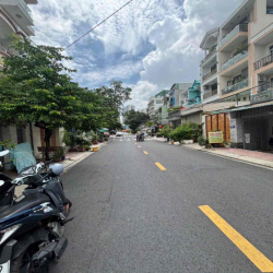 Cho thuê nhà mặt tiền cư xá D bình phú Q6 Ngang 4m dài 18m trệt lửng 3