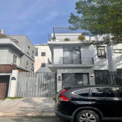 🚨LƯỚT QUA SẼ TIẾC! VILLA SÂN VƯỜN HIỆN ĐẠI!  KHU COMPOUND Q7! Ở VÀ VP