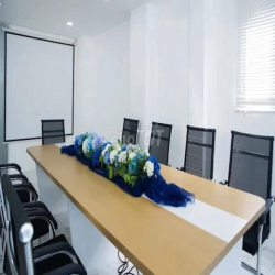 CHO THUÊ MẶT TIỀN 6M NGUYỄN ĐÌNH CHIỂU Q3