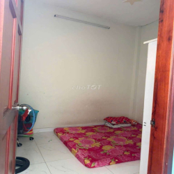 nhà 1 lầu 2 phòng ngủ.đường liên khu 45 