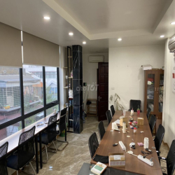 Văn phòng 35m² tại Nguyễn Trãi - Thanh Xuân giá chỉ 6 triệu/th.