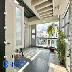 SIÊU PHẨM PENTHOUSE SÂN VƯỜN FULL NỘI THẤT NGAY BÀ HOM Q6