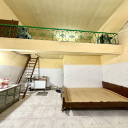 Ngõ Thống Nhất, Đại La - gần Bách Kinh Xây: nhà cấp 4 nguyên căn
