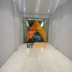 NHÀ PHỐ Q2 NGAY CẦU SG CÓ SÂN ĐỖ ÔTÔ 4PN NHÀ SẠCH ĐẸP NHƯ HÌNH