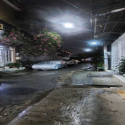 Nhà thuê ngay ngã tư ga 2 lầu 56m2 10tr