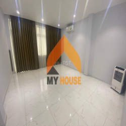 NHÀ PHỐ Q2 NGAY CẦU SG CÓ SÂN ĐỖ ÔTÔ 4PN NHÀ SẠCH ĐẸP NHƯ HÌNH