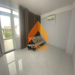 NHÀ PHỐ Q2 NGAY CẦU SG CÓ SÂN ĐỖ ÔTÔ 4PN NHÀ SẠCH ĐẸP NHƯ HÌNH