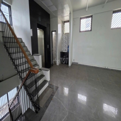 Cần cho thuê toà văn phòng tại đường Kinh Dương Vương nối dài