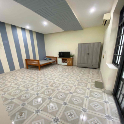 Chủ gửi Cho thuê nhà mới làm xong gồm 5 Phòng góc 2 mặt tiền ở Phường