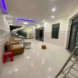 Chủ gửi Cho thuê nhà mới làm xong gồm 5 Phòng góc 2 mặt tiền ở Phường