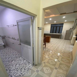 Chủ gửi Cho thuê nhà mới làm xong gồm 5 Phòng góc 2 mặt tiền ở Phường