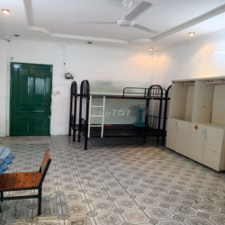 Gần sân bay, Gần chợ PVH  đường Lê Văn Sỹ.