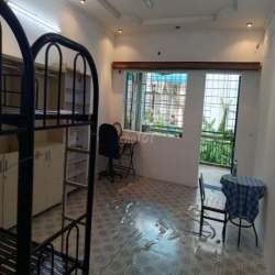 Gần sân bay, Gần chợ PVH  đường Lê Văn Sỹ.