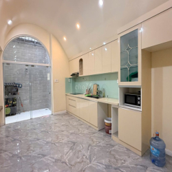 CHO THUÊ NHÀ PHỐ AN PHÚ - Ô TÔ TRONG NHÀ - 5 PHÒNG - 5WC