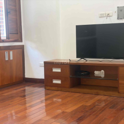Cần cho thuê nhà làm văn phòng Trần Duy Hưng. S60m, 5t, mt5 giá 35tr