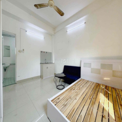 Studio Cửa Sổ - Lý Thái Tổ Quận 3 - Gần Vòng Xoay - Full Nội Thất