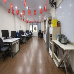 Nhà thuê 65m2 x 6 tầng,  mặt ngõ 1 phố Phạm Tuấn Tài - Cầu Giấy