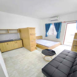 Cho Thuê Căn Hộ Cao Cấp - Ban Công - Mới Toanh