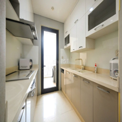 Cho thuê căn hộ 3PN 2WC nội thất cao cấp view đẹp tại Hà Đô Centrosa 