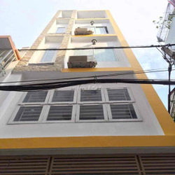 Nhà nguyên căn 3pn 4vs Đường Nguyễn Kiệm QPN cho thuê