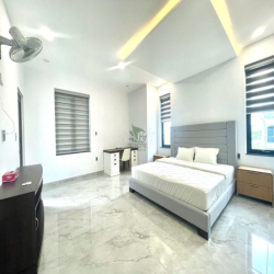 CHO THUÊ NHÀ Ở KINH DOANH LÔ GÓC CÓ SÂN 4 PHÒNG NGỦ KHU MỸ GIA