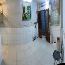 CHO THUÊ NHÀ 3 TẦNG Q.1 DTSD 75M2 GIÁ 10 TR. NT TIỆN NGHI NGAY TT