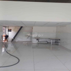 Cho Thuê Mặt Bằng  Vừa Ở Vừa Kinh Doanh Nhà mới vị trí cực đẹp