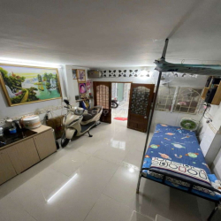 CHO THUÊ NHÀ 3 TẦNG Q.1 DTSD 75M2 GIÁ 10 TR. NT TIỆN NGHI NGAY TT