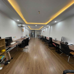 chính chủ cho thuê vp đủ tiện nghi 80m chỉ 8tr