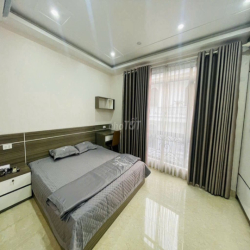 Cho thuê nhà khu phân lô Văn Cao, 5 p.ngủ full đồ.
