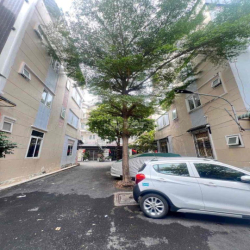 Nhà Nguyên Căn Full nội thất 5pn sân đậu oto thoải mái