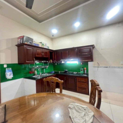 Nhà Nguyên Căn Full nội thất 5pn sân đậu oto thoải mái