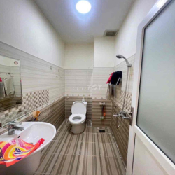 Nhà Nguyên Căn Full nội thất 5pn sân đậu oto thoải mái