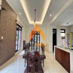 BIỆT THỰ Q2 530m2 SÂN VƯỜN HỒ BƠI TRUNG TÂM THẢO ĐIỀN 7PN 