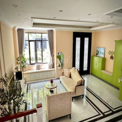 BÁN HOẶC CHO 𝐓𝐇𝐔𝐄̂ 𝐍𝐆𝐔𝐘𝐄̂𝐍 𝐂𝐀̆𝐍 𝐕𝐈𝐍𝐇𝐎𝐌𝐄𝐒 MARINA