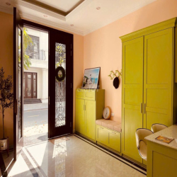 BÁN HOẶC CHO 𝐓𝐇𝐔𝐄̂ 𝐍𝐆𝐔𝐘𝐄̂𝐍 𝐂𝐀̆𝐍 𝐕𝐈𝐍𝐇𝐎𝐌𝐄𝐒 MARINA