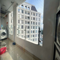 2 phòng ngủ y hình ban công dài chung cư Novaland Garden Gate sân bay