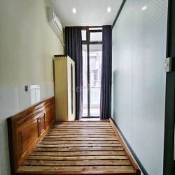 Cho thuê căn hộ 2PN đẹp nguyên tầng 75m2, mới hoàn thiện, có thang máy